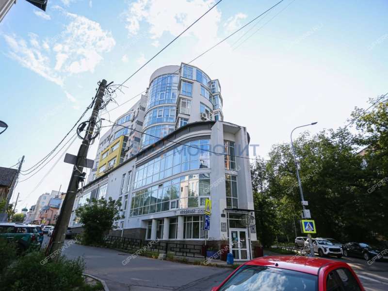 четырёхкомнатная квартира на Сергиевской улице дом 8