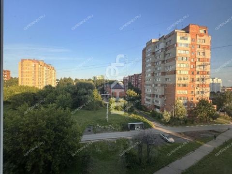 5-komnatnaya-ul-rodionova-d-180-k-1 фото