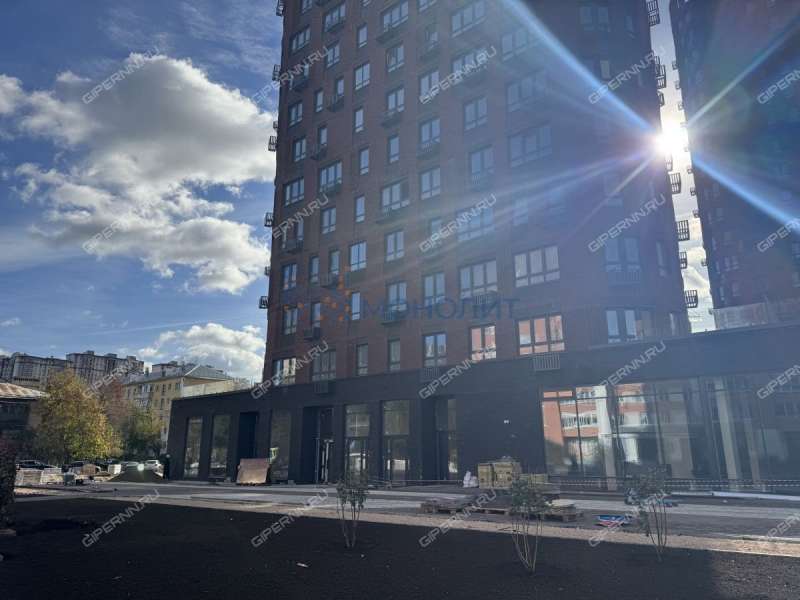 трёхкомнатная квартира в новостройке на улице Октябрьской Революции