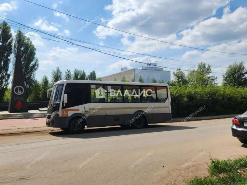 трёхкомнатная квартира на Партизанской улице дом 2
