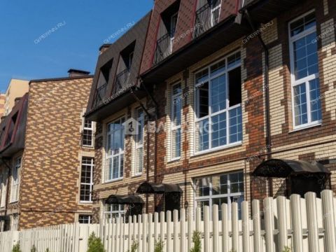 taunhaus-ul-evropeyskaya-d-44-4 фото