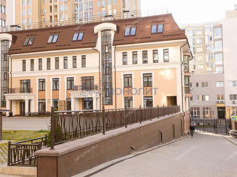 трёхкомнатная квартира на улице Белинского дом 66