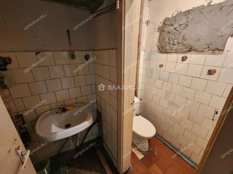 помещение под торговую площадь на улице Вахтангова