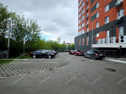 1-komnatnaya-ul-rodionova-d-19 фото