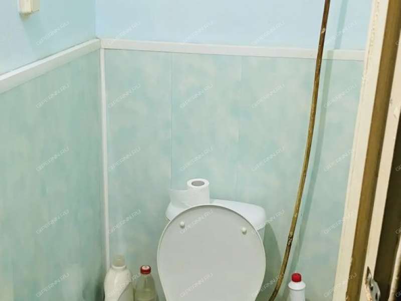 комната в доме 12 на улице Юлиуса Фучика