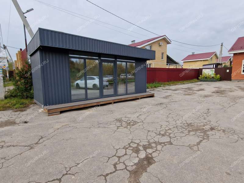 здание под офис, торговую площадь на Озёрной улице деревня Крутая