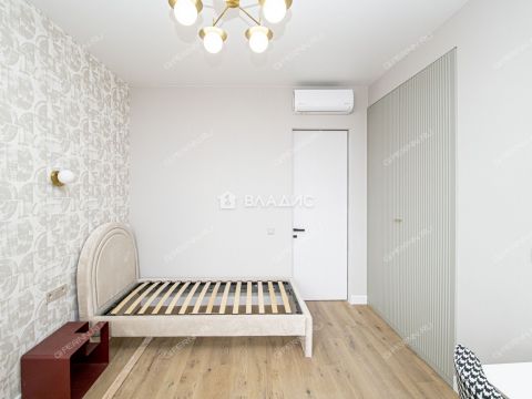 2-komnatnaya-ul-eniseyskaya-d-1a фото