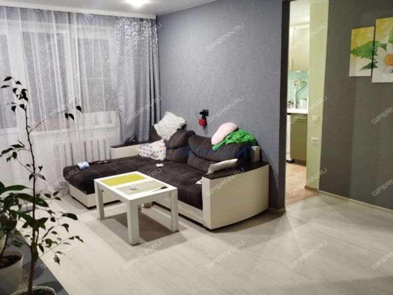 трёхкомнатная квартира на улице Советской Армии дом 12