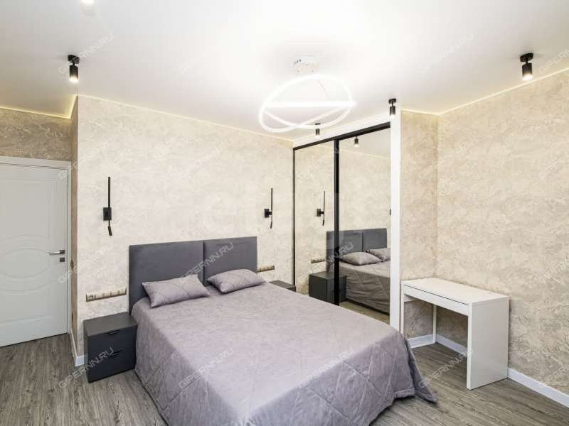 трёхкомнатная квартира на улице Маршала Баграмяна дом 3