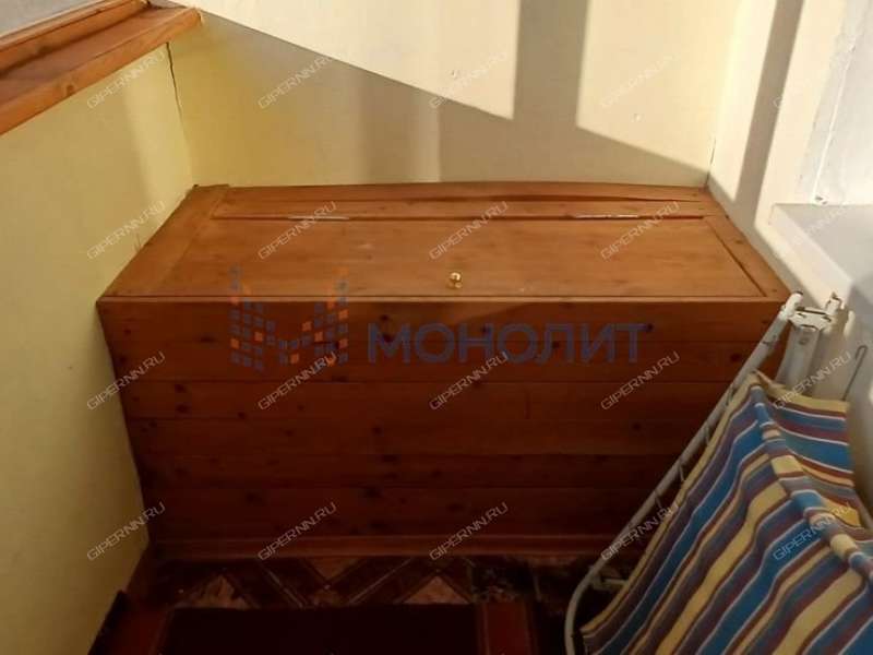 двухкомнатная квартира на улице Верхнепечёрская дом 12