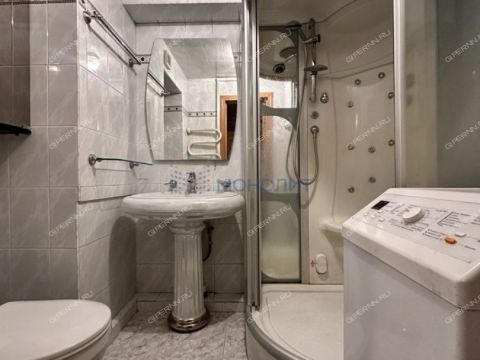 4-komnatnaya-ul-karla-marksa-d-24 фото