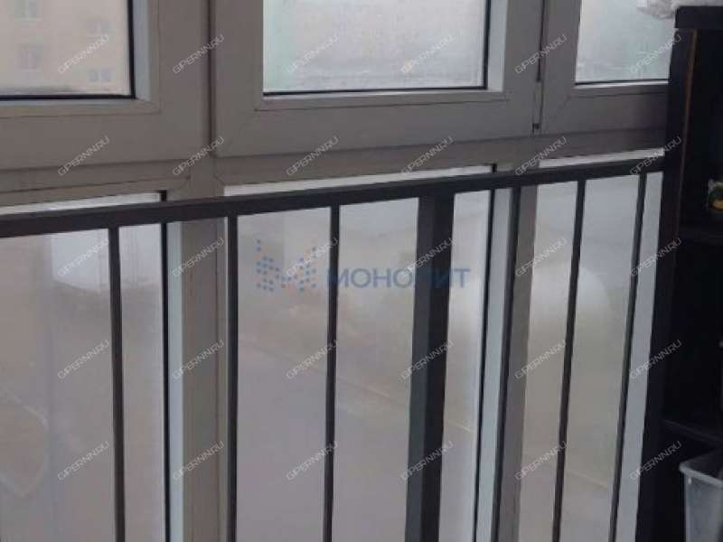 однокомнатная квартира на Бурнаковской улице дом 95