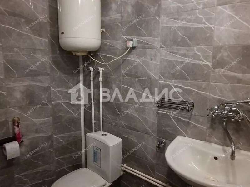 трёхкомнатная квартира на Вольской улице дом 10