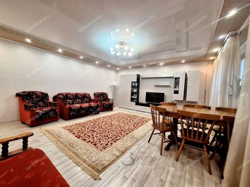 трёхкомнатная квартира на улице Аркадия Гайдара дом 26