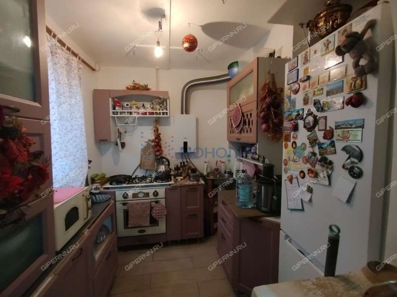 трёхкомнатная квартира на улице Ванеева дом 86