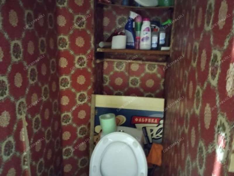 комната в доме 18 на проспекте Бусыгина