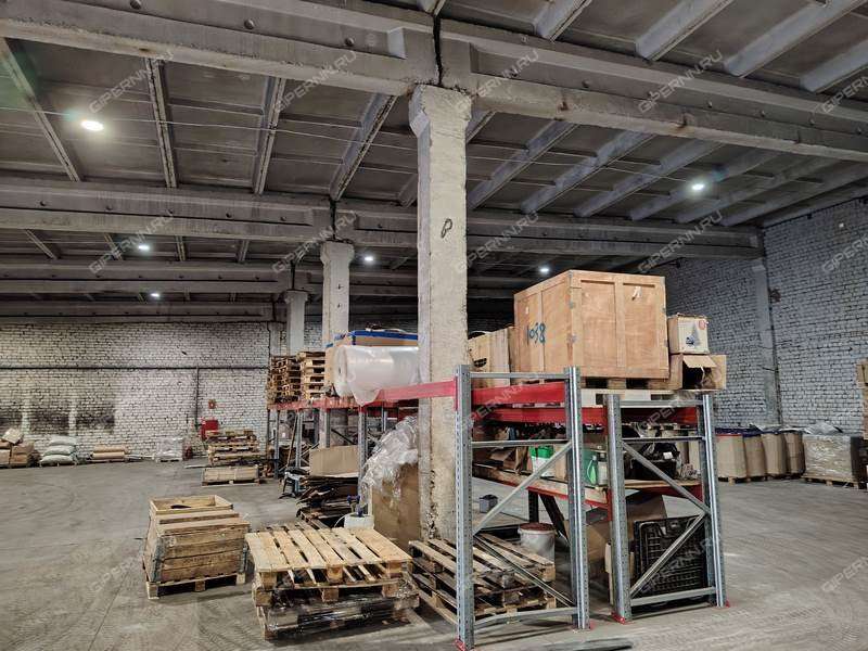 помещение под склад на Кузбасская ул, д.17