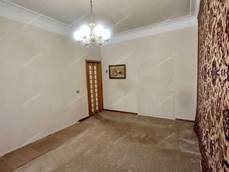 четырёхкомнатная квартира на улице Ватутина дом 2