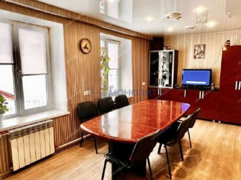 помещение под офис, недвижимость под образовательные учреждения на проспекте Гагарина