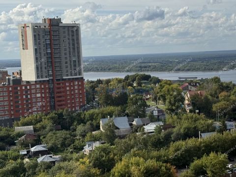 3-komnatnaya-ul-rodionova-d-27 фото