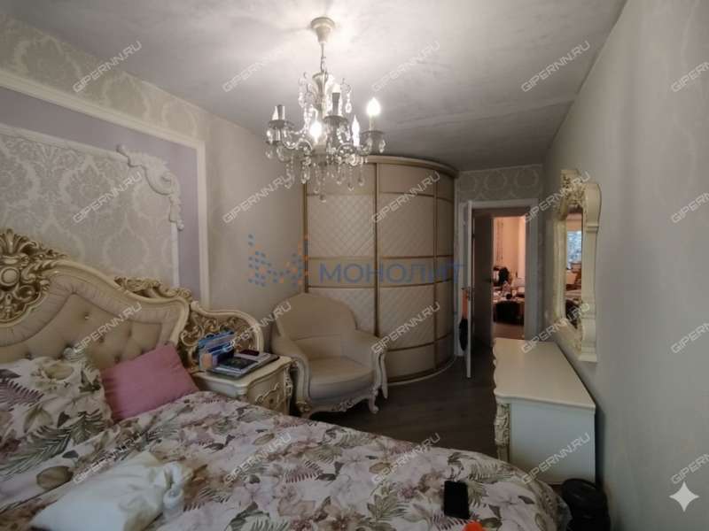 трёхкомнатная квартира на улице Ванеева дом 86