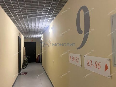 2-komnatnaya-ul-delovaya-d-22 фото