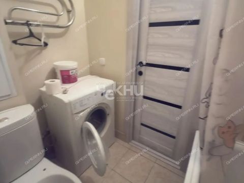 1-komnatnaya-ul-dvizhencev-d-34 фото