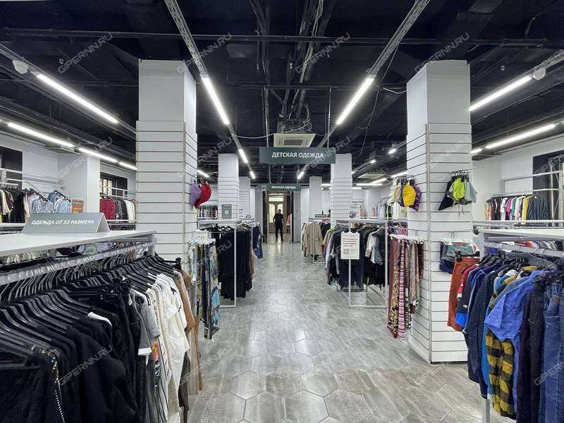 помещение под торговую площадь на улице Коминтерна