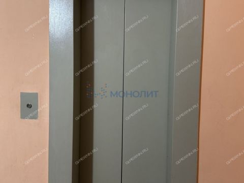 3-komnatnaya-ul-germana-lopatina-d-14 фото