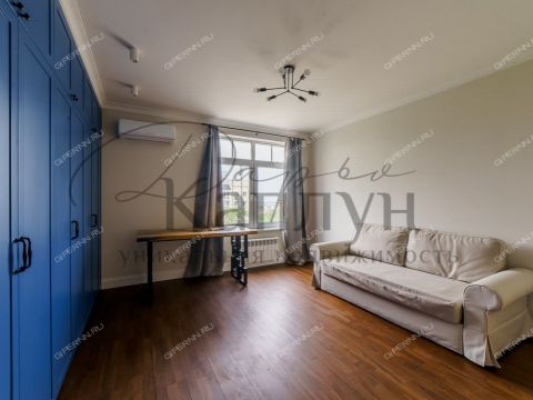 4-komnatnaya-ul-maksima-gorkogo-d-43 фото