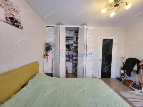 2-komnatnaya-nab-volzhskaya-d-21 фото