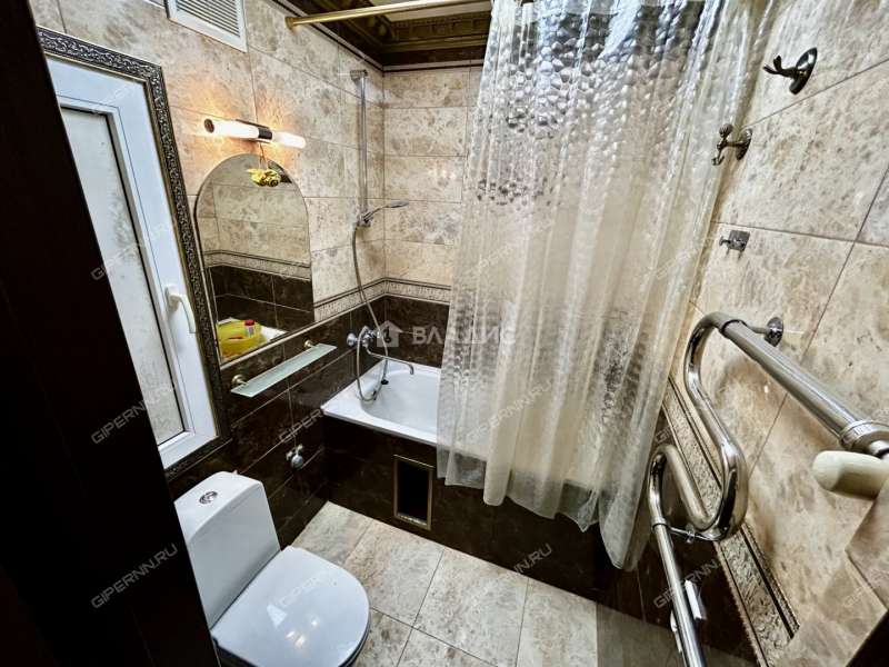 трёхкомнатная квартира на улице Металлистов дом 6