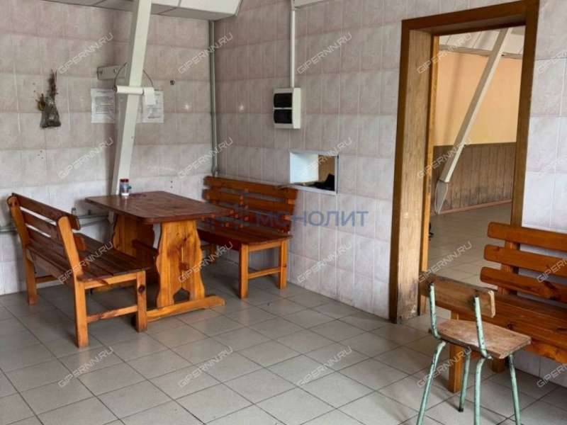 имущественный комплекс под офис, недвижимость под автобизнес на Магистральной улице село Запрудное