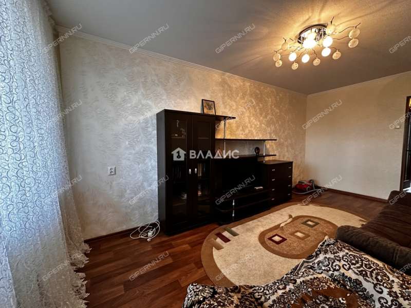 трёхкомнатная квартира на улице Верхнепечёрская дом 12 к1