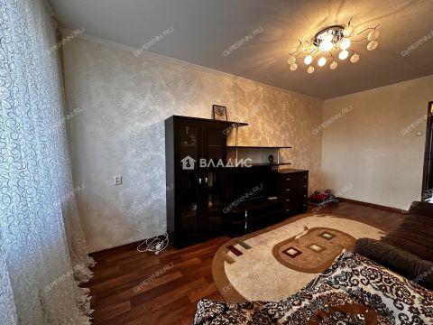 3-komnatnaya-ul-verhnepecherskaya-d-12-k1 фото