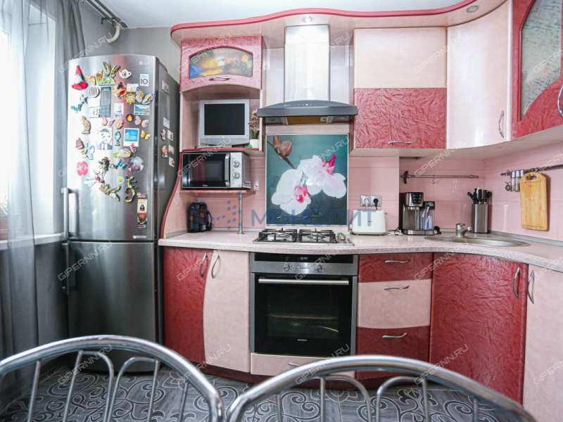 четырёхкомнатная квартира на Комсомольской площади дом 2 к1