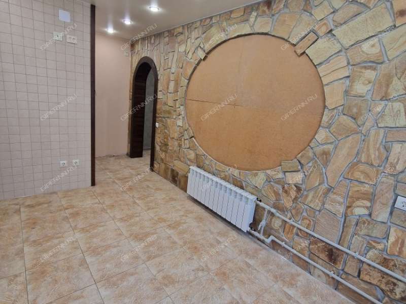 трёхкомнатная квартира на улице Зайцева дом 17