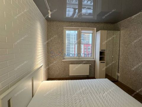 2-komnatnaya-ul-romantikov-d-6 фото