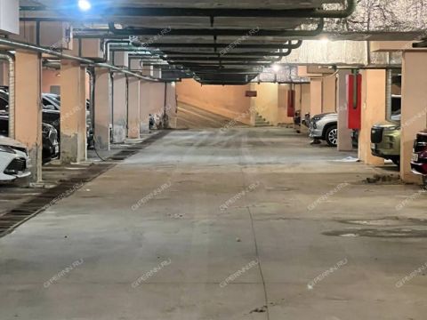 parkovochnoe-mesto-ul-timiryazeva-d-39-43 фото