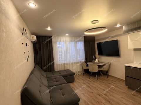 2-komnatnaya-ul-romantikov-d-12 фото