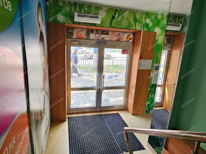 помещение под торговую площадь на Бекетова ул, д. 42/15